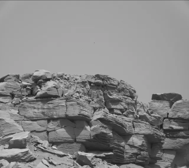 Sol 2657: Mast Camera (Mastcam)