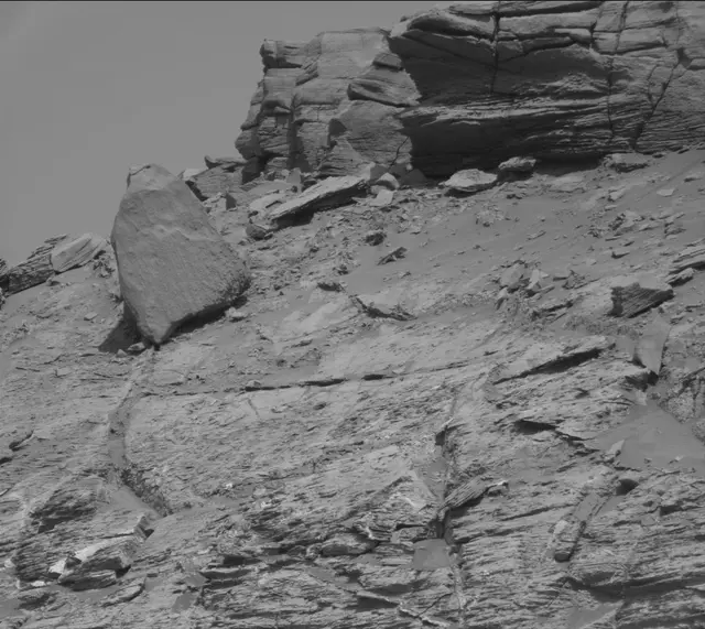 Sol 2657: Mast Camera (Mastcam)