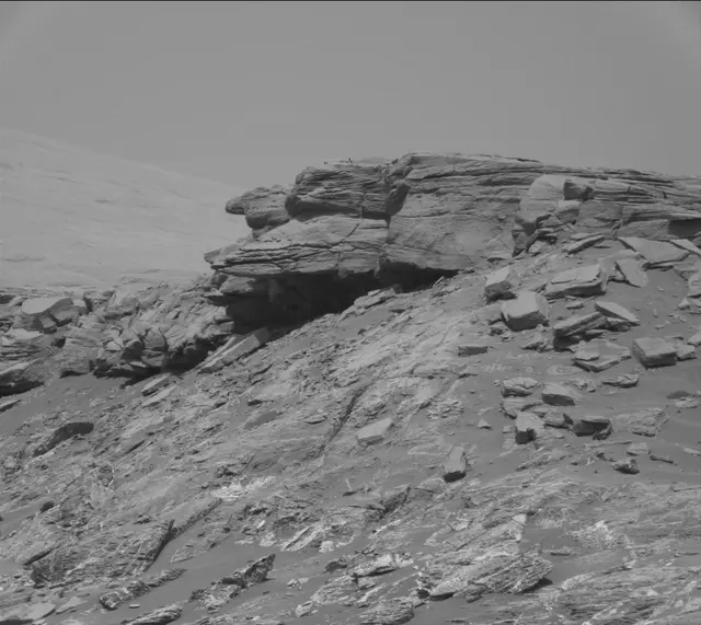 Sol 2657: Mast Camera (Mastcam)