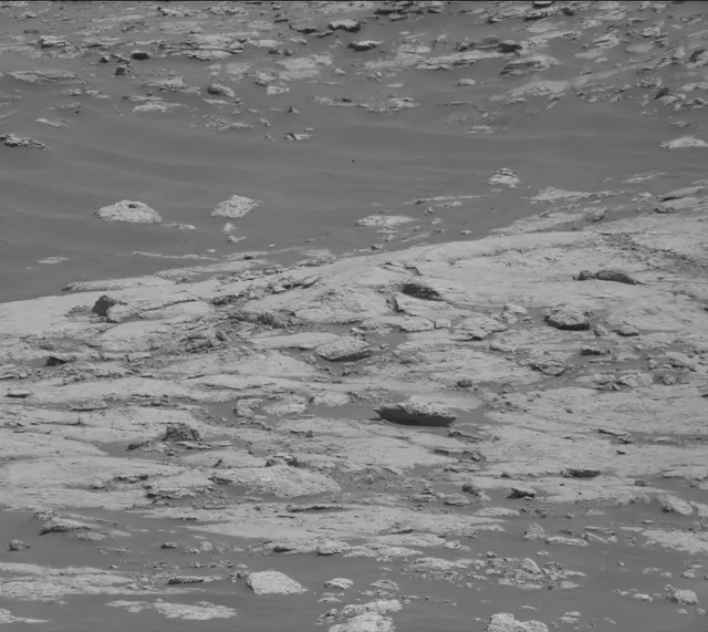 Sol 2657: Mast Camera (Mastcam)