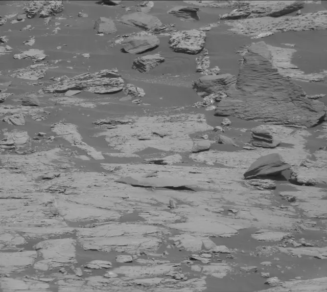 Sol 2657: Mast Camera (Mastcam)