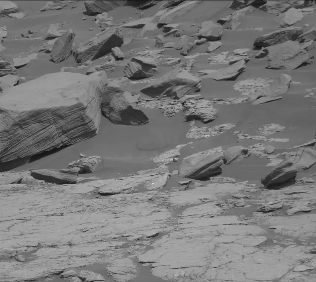 Sol 2657: Mast Camera (Mastcam)