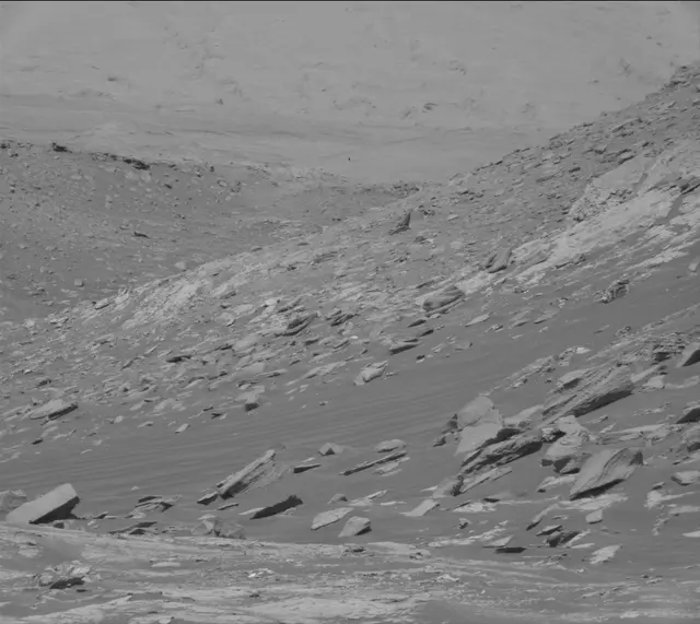 Sol 2657: Mast Camera (Mastcam)