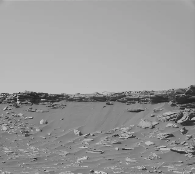 Sol 2658: Mast Camera (Mastcam)