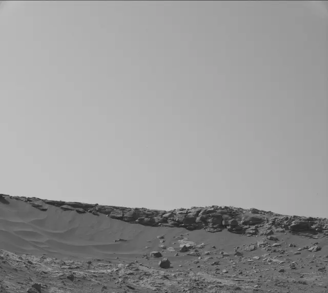 Sol 2658: Mast Camera (Mastcam)
