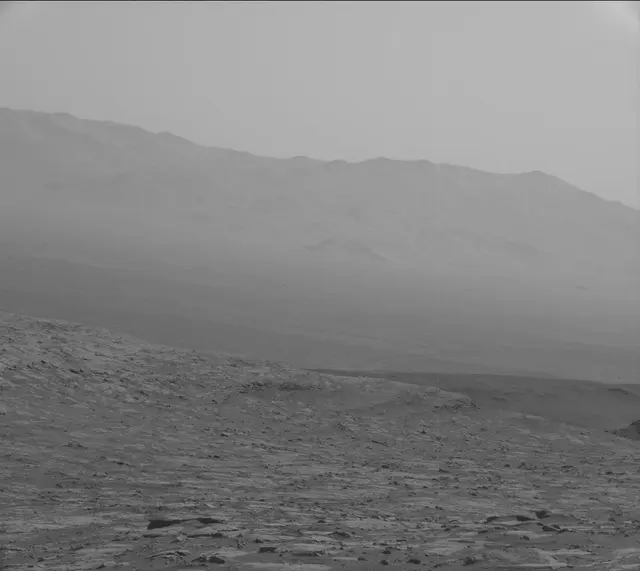 Sol 2658: Mast Camera (Mastcam)