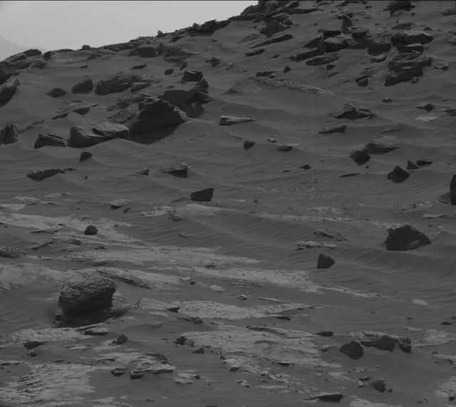 Sol 2658: Mast Camera (Mastcam)