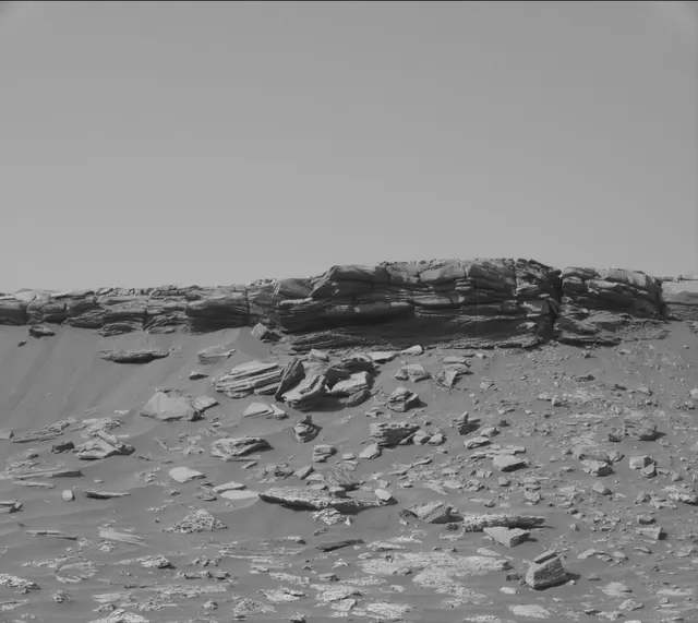 Sol 2658: Mast Camera (Mastcam)