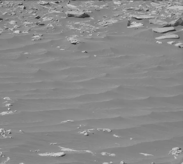 Sol 2658: Mast Camera (Mastcam)