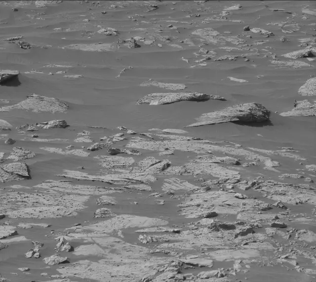 Sol 2658: Mast Camera (Mastcam)