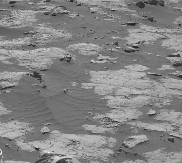 Sol 2658: Mast Camera (Mastcam)