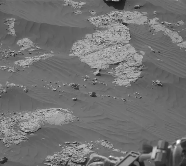 Sol 2658: Mast Camera (Mastcam)