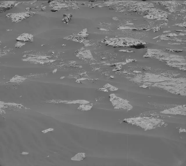 Sol 2658: Mast Camera (Mastcam)