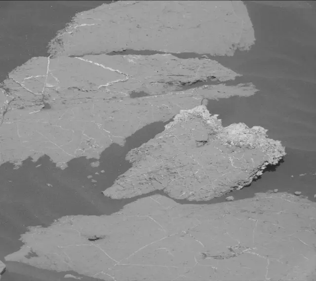 Sol 2658: Mast Camera (Mastcam)