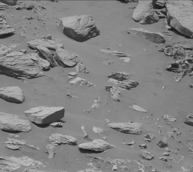 Sol 2658: Mast Camera (Mastcam)