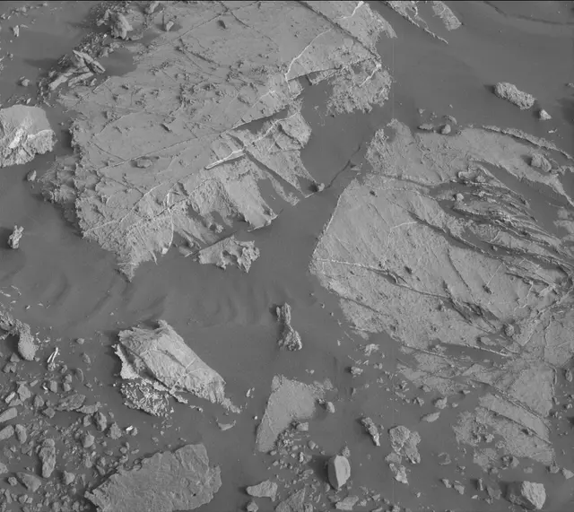 Sol 2659: Mast Camera (Mastcam)