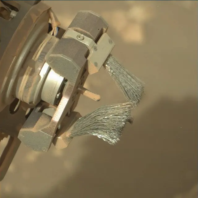 Sol 2660: Mast Camera (Mastcam)