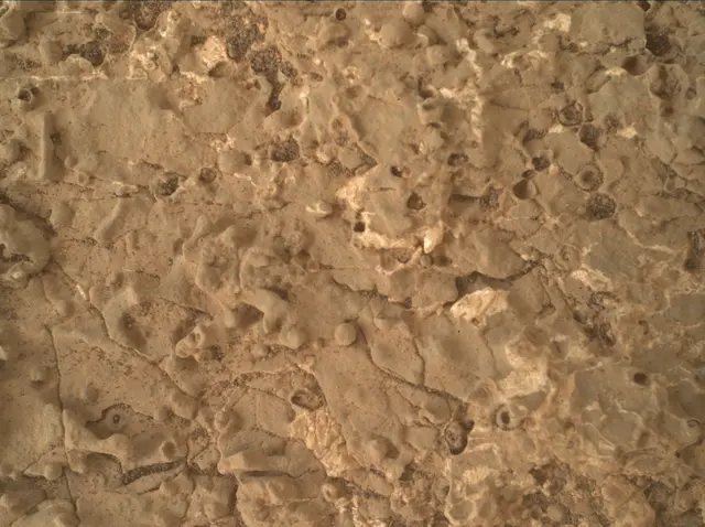 Sol 2660: Mars Hand Lens Imager (MAHLI)
