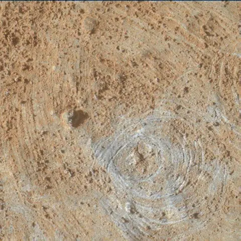 Sol 2660: Mars Hand Lens Imager (MAHLI)