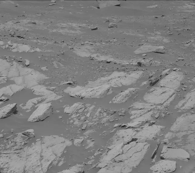 Sol 2661: Mast Camera (Mastcam)