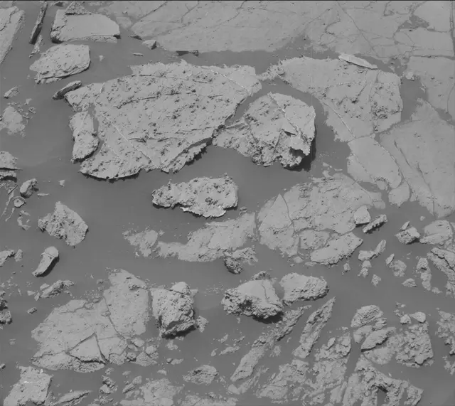 Sol 2661: Mast Camera (Mastcam)