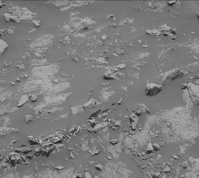 Sol 2661: Mast Camera (Mastcam)