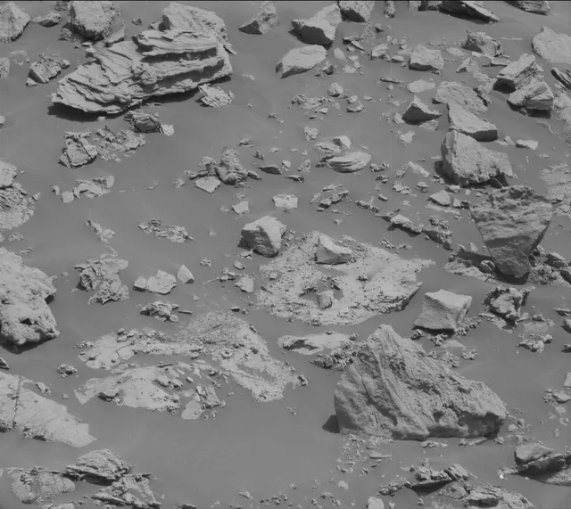 Sol 2661: Mast Camera (Mastcam)