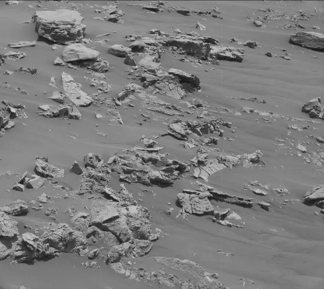 Sol 2661: Mast Camera (Mastcam)