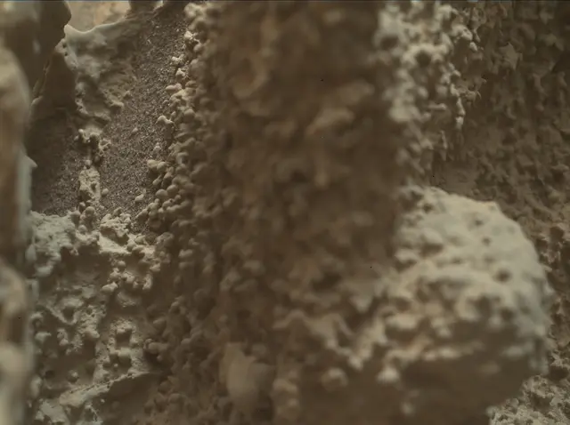 Sol 2662: Mars Hand Lens Imager (MAHLI)