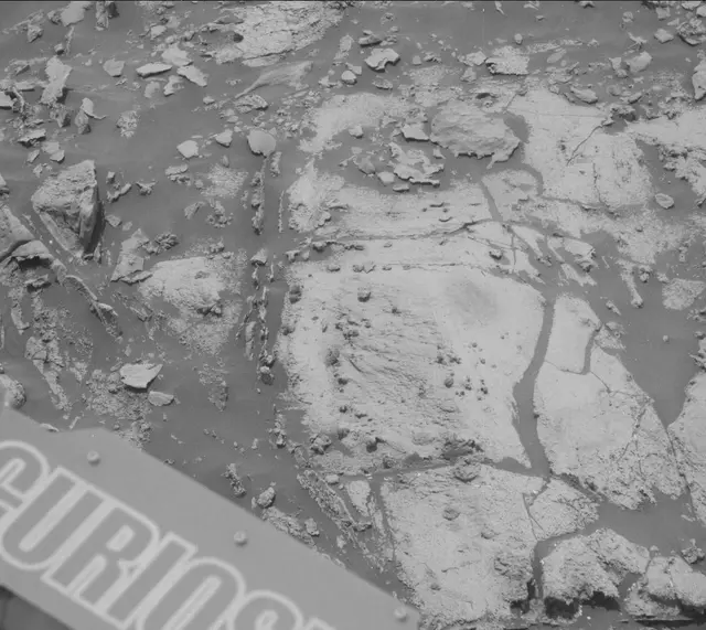 Sol 2663: Mast Camera (Mastcam)