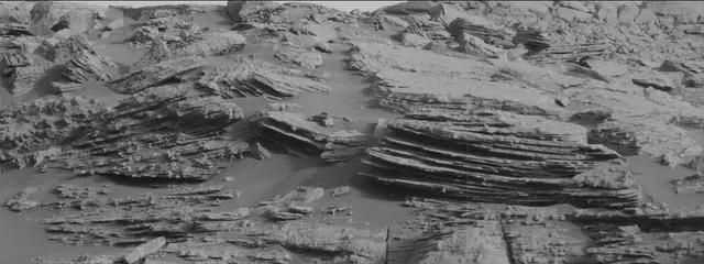 Sol 2663: Mast Camera (Mastcam)