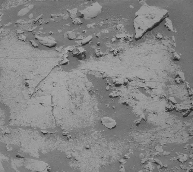 Sol 2663: Mast Camera (Mastcam)