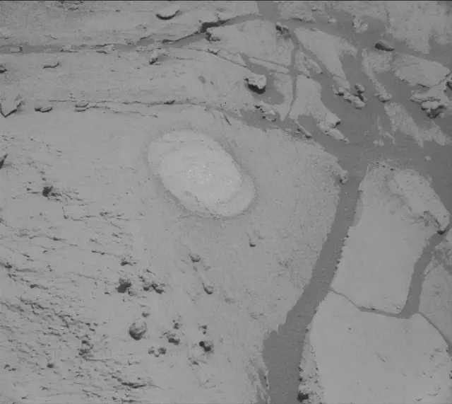 Sol 2663: Mast Camera (Mastcam)