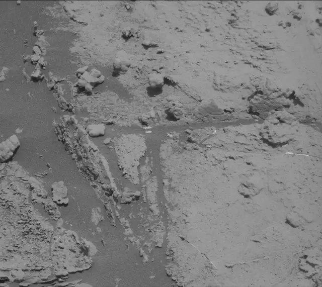 Sol 2663: Mast Camera (Mastcam)