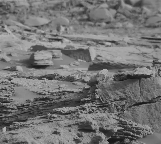 Sol 2663: Mast Camera (Mastcam)