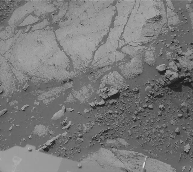 Sol 2664: Mast Camera (Mastcam)