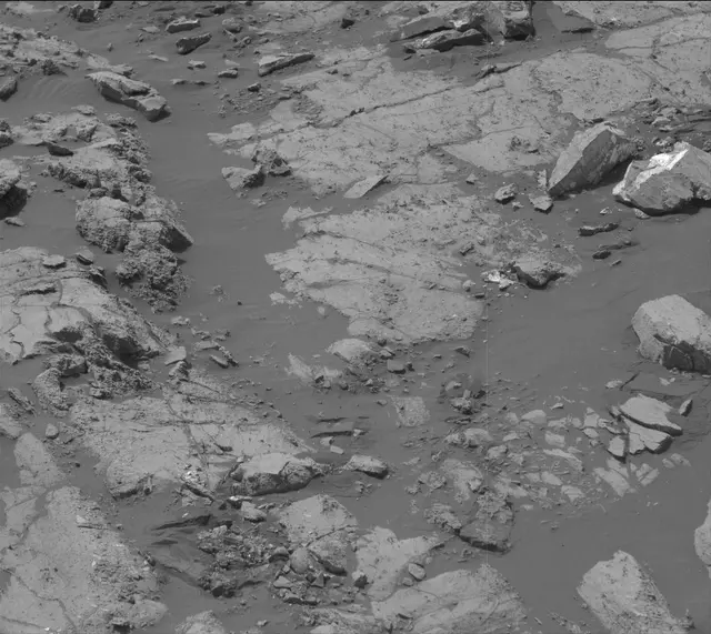 Sol 2664: Mast Camera (Mastcam)