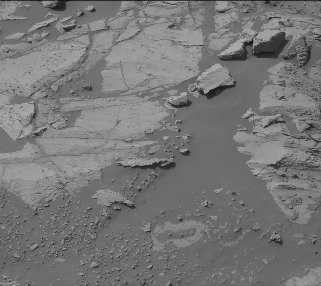 Sol 2664: Mast Camera (Mastcam)