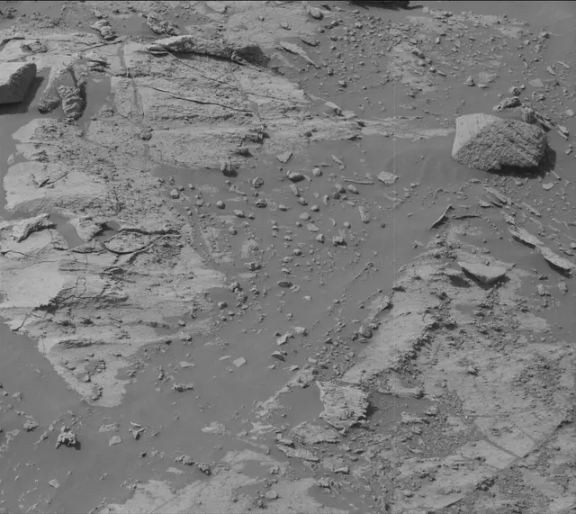 Sol 2664: Mast Camera (Mastcam)