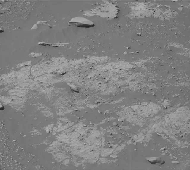 Sol 2664: Mast Camera (Mastcam)