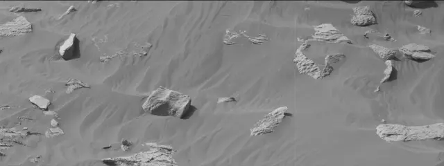 Sol 2665: Mast Camera (Mastcam)