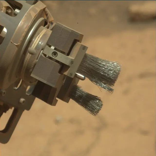 Sol 2665: Mast Camera (Mastcam)