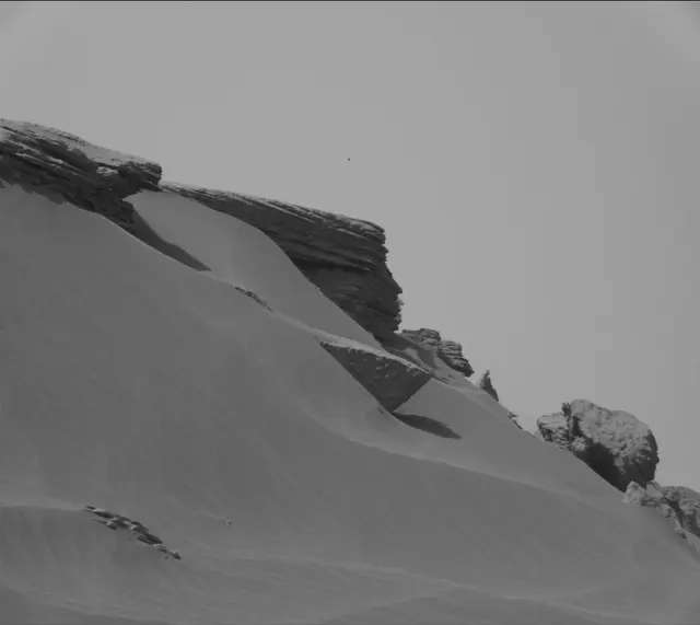 Sol 2665: Mast Camera (Mastcam)