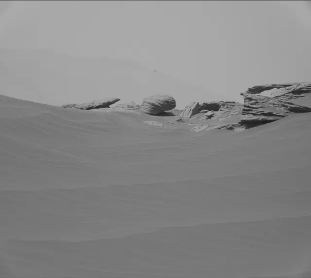 Sol 2665: Mast Camera (Mastcam)
