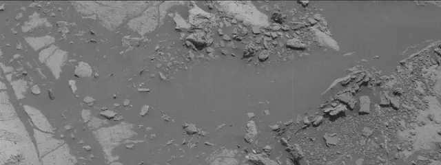 Sol 2666: Mast Camera (Mastcam)