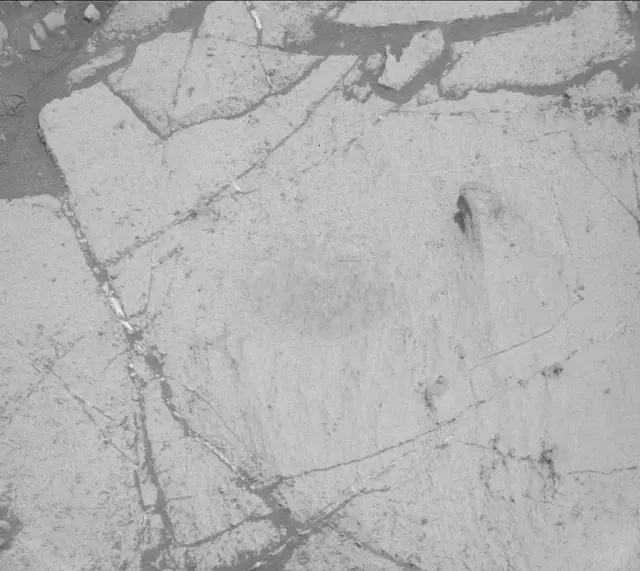 Sol 2666: Mast Camera (Mastcam)