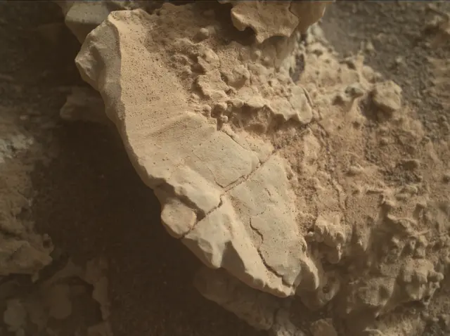 Sol 2666: Mars Hand Lens Imager (MAHLI)