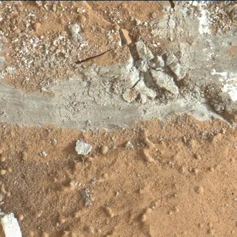 Sol 2666: Mars Hand Lens Imager (MAHLI)