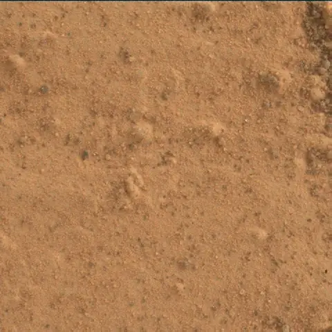 Sol 2667: Mars Hand Lens Imager (MAHLI)