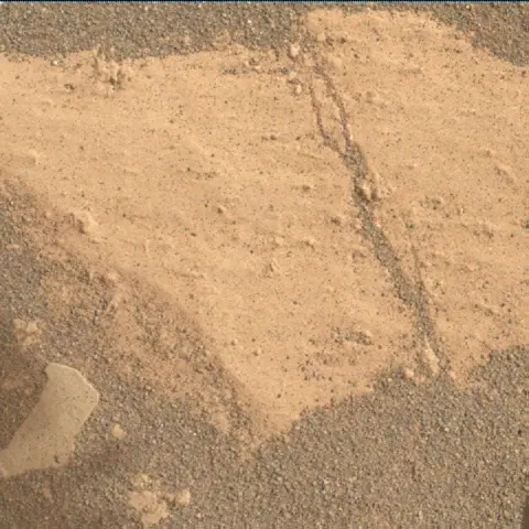 Sol 2667: Mars Hand Lens Imager (MAHLI)